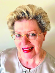 Oxana Louisa Marek